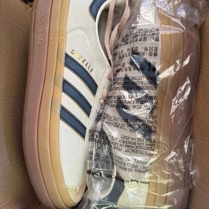 Adidas Gazelle Bold  -New